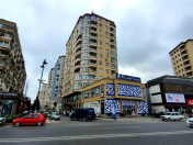 Satılır 5 otaqlı 300 m2 yeni tikili Heydər Əliyev Mərkəzi