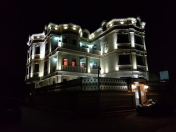 Satılır 14 otaqlı 1400 m2 villa 6 mkr