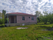 Satılır 3 otaqlı 182.4 m2 həyət evi Oğuz