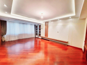 Satılır 4 otaqlı 170 m2 yeni tikili Qara Qarayev m.