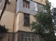 Satılır 1 otaqlı 45 m2 köhnə tikili Nəriman Nərimanov m.