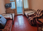 İcarəyə verilir 2 otaqlı 50 m2 köhnə tikili 8 km