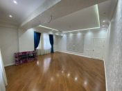 Satılır 4 otaqlı 181 m2 yeni tikili Heydər Əliyev Mərkəzi