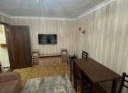 İcarəyə verilir 1 otaqlı 40 m2 köhnə tikili Elmlər Akademiyası m.