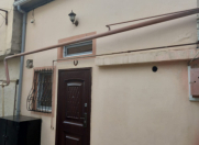 Satılır 2 otaqlı 62 m2 həyət evi Memar Əcəmi m.