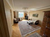 Satılır 4 otaqlı 180 m2 yeni tikili İnşaatçılar m.