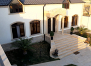 Satılır 5 otaqlı 300 m2 villa Nardaran