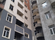 Satılır 3 otaqlı 84 m2 yeni tikili Saray