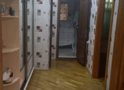 Satılır 2 otaqlı 75 m2 köhnə tikili 8 mkr