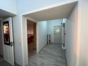 Satılır 4 otaqlı 100 m2 köhnə tikili Həzi Aslanov m.