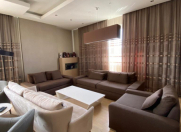 Satılır 4 otaqlı 210 m2 yeni tikili 28 May m.