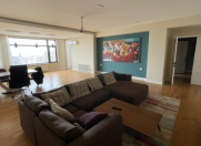 İcarəyə verilir 3 otaqlı 240 m2 yeni tikili Nizami m.