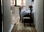 Satılır 4 otaqlı 90 m2 köhnə tikili Qaraçuxur