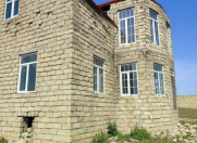 Satılır 5 otaqlı 150 m2 bağ evi Koroğlu Parkı