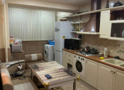 Satılır 4 otaqlı 120 m2 yeni tikili 28 May m.