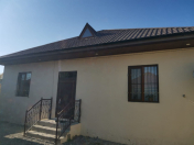 Satılır 4 otaqlı 144 m2 həyət evi Y.Ramana