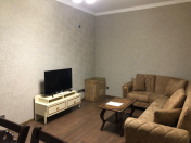 İcarəyə verilir 3 otaqlı 90 m2 yeni tikili İnşaatçılar m.