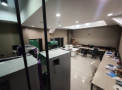 İcarəyə verilir 5 otaqlı 200 m2 yeni tikili 28 May m.