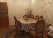 İcarəyə verilir 4 otaqlı 100 m2 köhnə tikili Həzi Aslanov m.