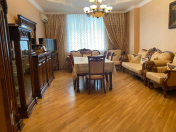 Satılır 4 otaqlı 133 m2 yeni tikili 8 km