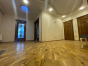 Satılır 4 otaqlı 170 m2 yeni tikili Həzi Aslanov m.