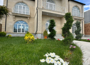 Satılır 5 otaqlı 380 m2 bağ evi Mərdəkan