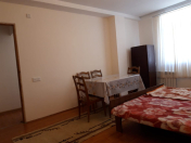 İcarəyə verilir 1 otaqlı 42 m2 yeni tikili Masazır