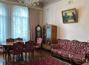 İcarəyə verilir 4 otaqlı 140 m2 köhnə tikili İçəri Şəhər m.