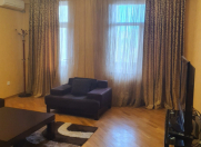 Satılır 3 otaqlı 135 m2 yeni tikili Nizami m.