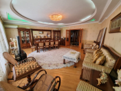 Satılır 4 otaqlı 204 m2 yeni tikili 6 mkr