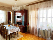 Satılır 4 otaqlı 110 m2 köhnə tikili Azadlıq prospekti m.