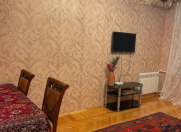 Satılır 2 otaqlı 60 m2 köhnə tikili 9 mkr