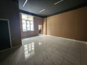 İcarəyə verilir 1 otaqlı 30 m2 ofis 28 May m.