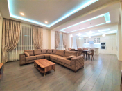 İcarəyə verilir 3 otaqlı 150 m2 yeni tikili Ağ şəhər