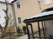 Satılır 3 otaqlı 240 m2 həyət evi Badamdar