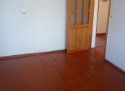 Satılır 3 otaqlı 65 m2 köhnə tikili 3 mkr