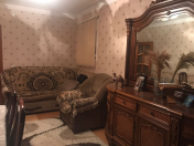 Satılır 2 otaqlı 45 m2 köhnə tikili Həzi Aslanov