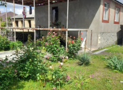 Satılır 4 otaqlı 120 m2 həyət evi Qax