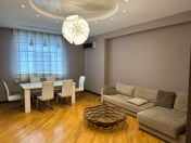 İcarəyə verilir 3 otaqlı 135 m2 yeni tikili 28 May m.