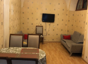 Satılır 3 otaqlı 63 m2 köhnə tikili Səbail r.