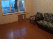 İcarəyə verilir 2 otaqlı 70 m2 köhnə tikili Həzi Aslanov m.