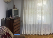 Satılır 2 otaqlı 45 m2 köhnə tikili Elmlər Akademiyası m.