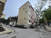 Satılır 2 otaqlı 42 m2 köhnə tikili 1 mkr