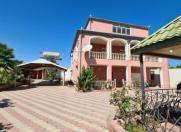 İcarəyə verilir 5 otaqlı 600 m2 bağ evi Novxanı