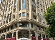 Satılır 3 otaqlı 128.5 m2 yeni tikili Axundov bağı