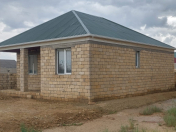 Satılır 3 otaqlı 100 m2 həyət evi Saray