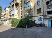 Satılır 2 otaqlı 54 m2 köhnə tikili Y.Suraxanı