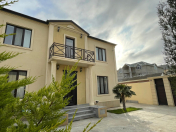 Satılır 6 otaqlı 250 m2 həyət evi Y.Ramana