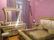 Satılır 4 otaqlı 90 m2 köhnə tikili İçəri Şəhər m.