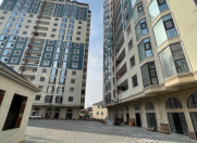Satılır 3 otaqlı 130 m2 yeni tikili 8 mkr